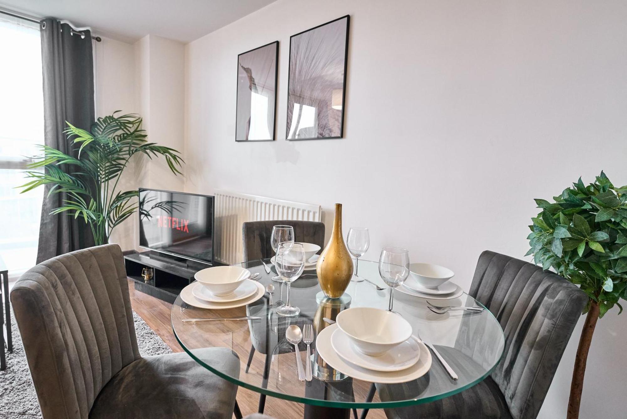 Modern Living, Prime Location - Pluxa Masonway * Birmingham