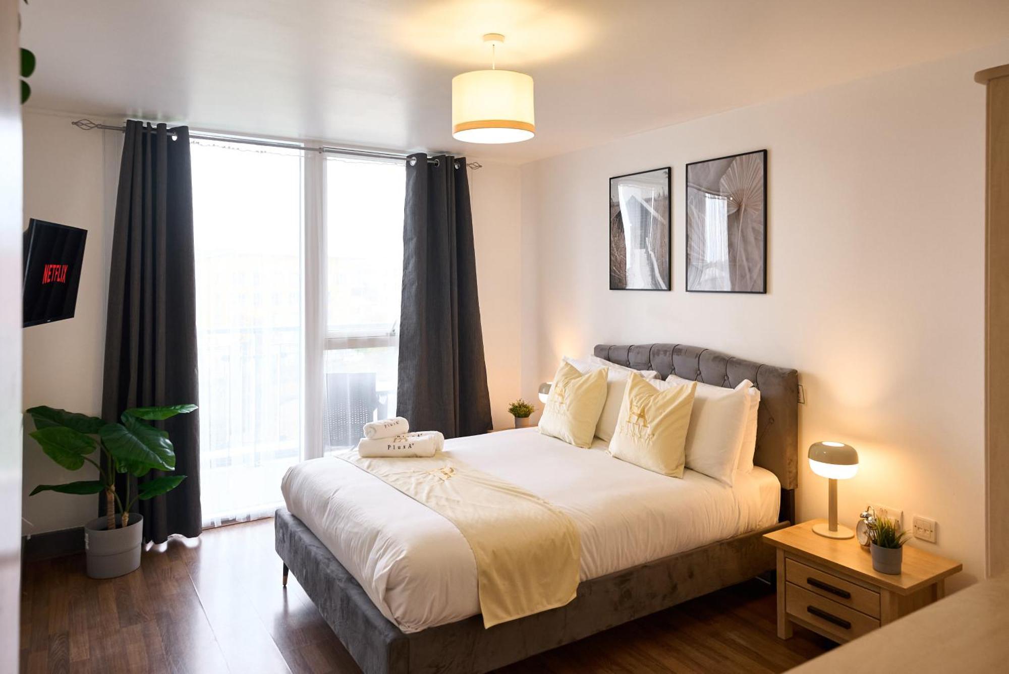 Apartment Modern Living, Prime Location - Pluxa Masonway Birmingham